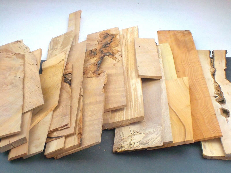 Sawn hardwood board offcuts. Mixed sizes & species. 5kgUPOC